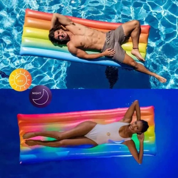 Pool Candy Illuminated 74" Rainbow Light Up Deluxe Pool Raft Float - Free Ship - Picture 3 of 9